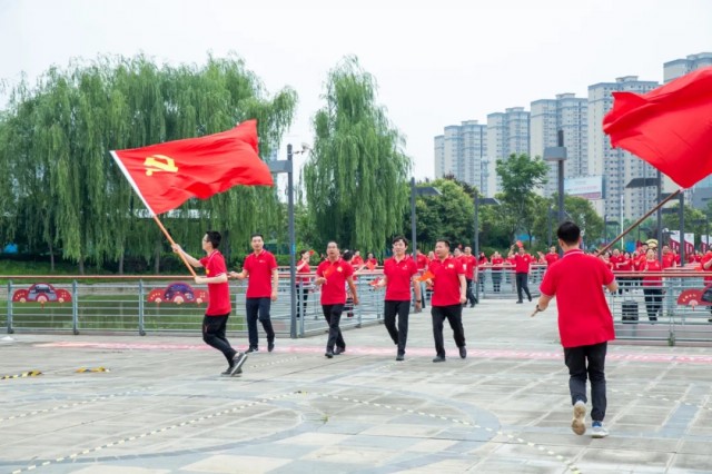 1625565710204702.jpg 640.webp (10).jpg